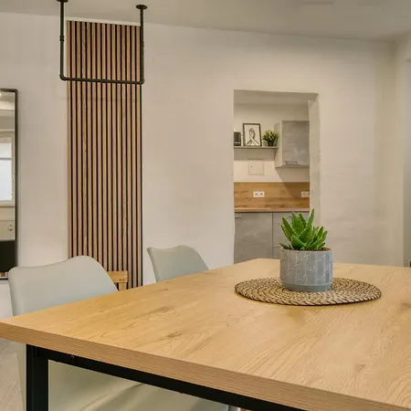 Homy I Gewölbetraum Nähe Zentrum Apartment *